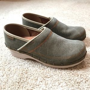 Unique Dansko Clogs